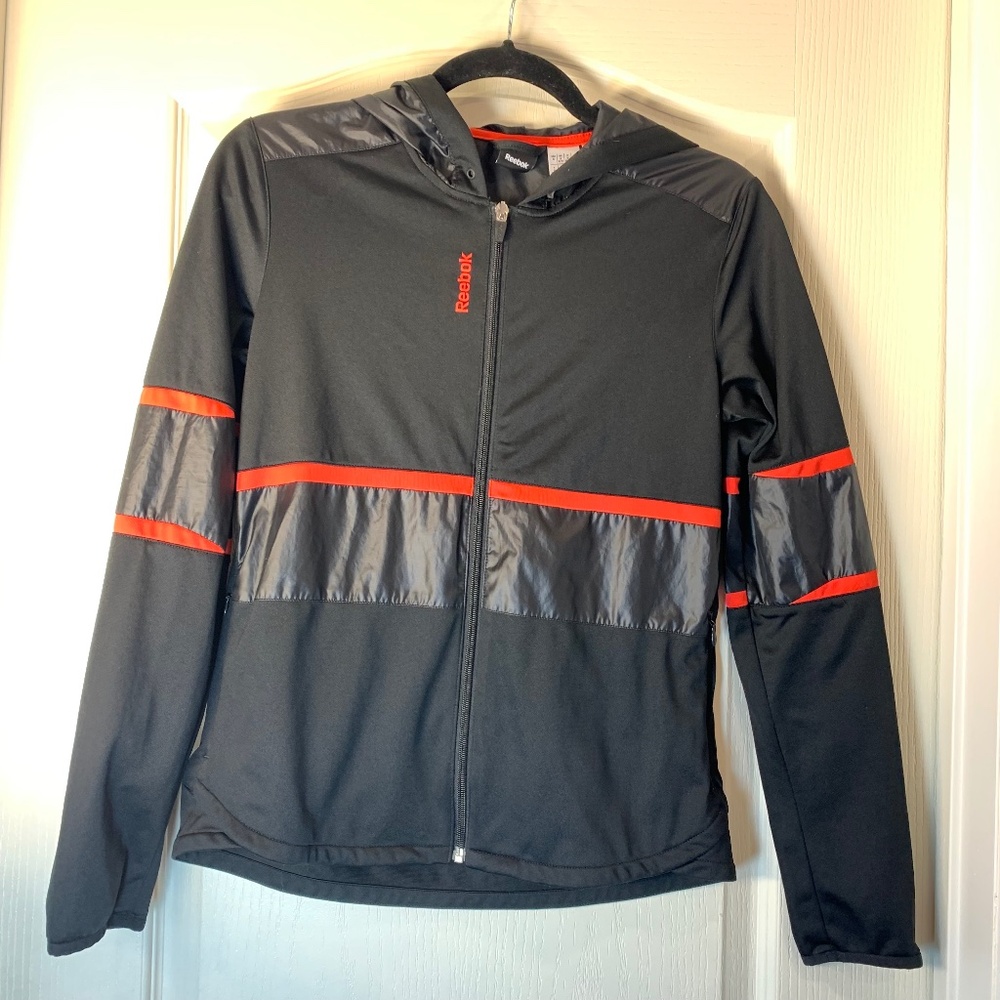 Reebok Women's Running Jacket – Lightweight & Functional Activewear Athleisure